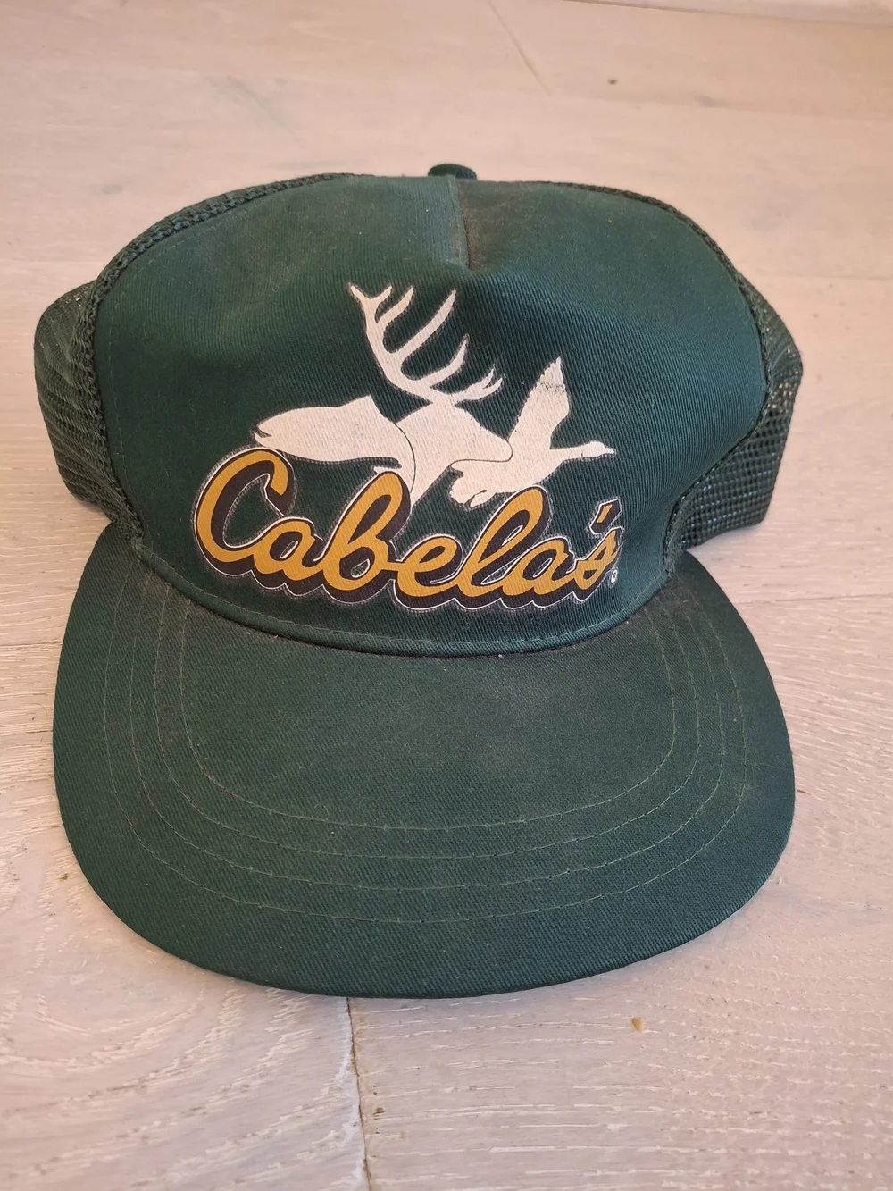 Vintage Cabela's Men's Green Trucker Hat